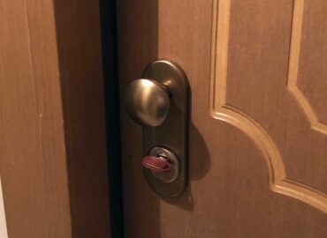 Αλλαγή κλειδαριάς σε πόρτα ασφαλείας Dierre.